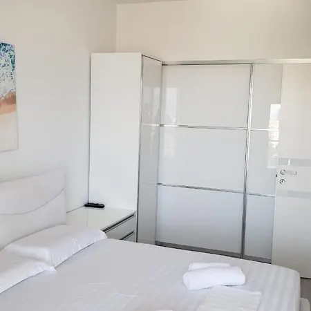 Paradise Dream 3 In * Vlorë